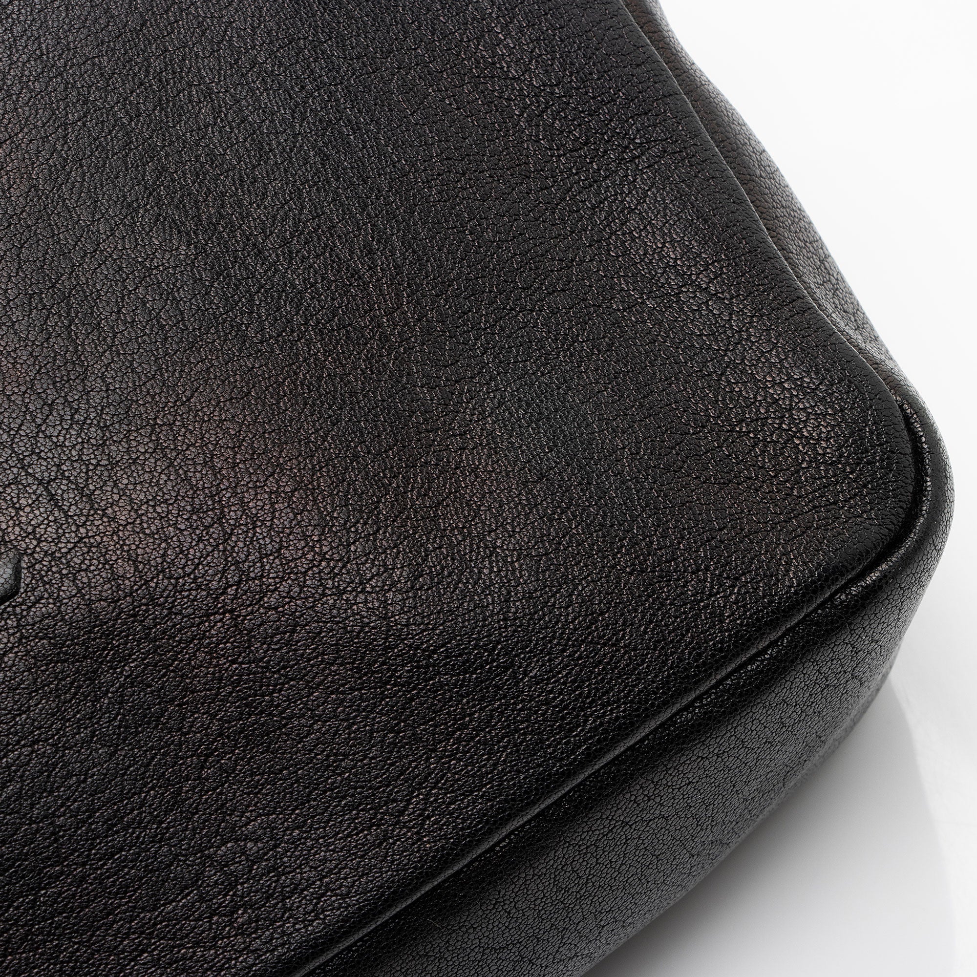 Saint Laurent Calfskin Monogram Lou Camera Bag (SHF-nQTbpp)