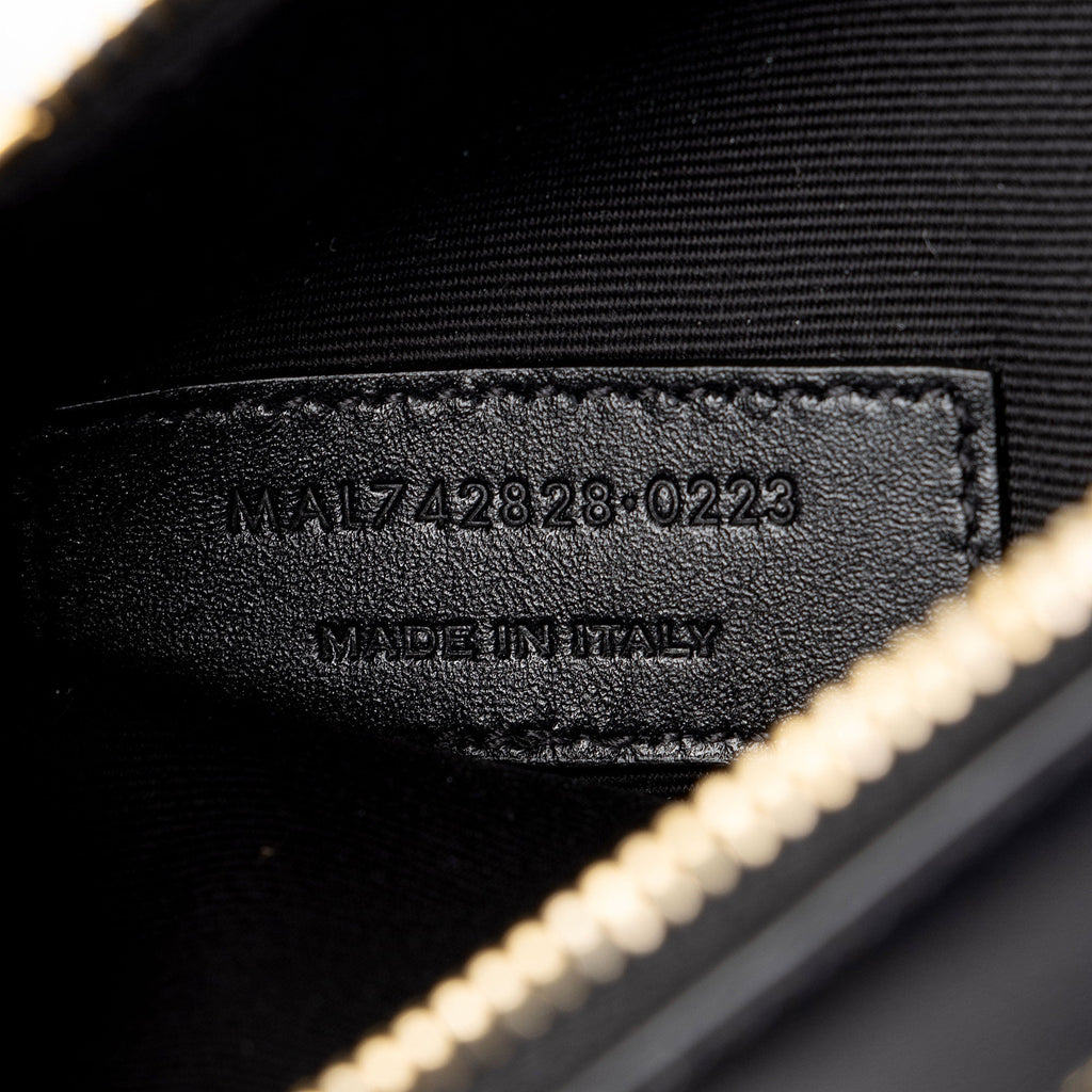 Saint Laurent Calfskin Pochette (SHF-QVRaTb)