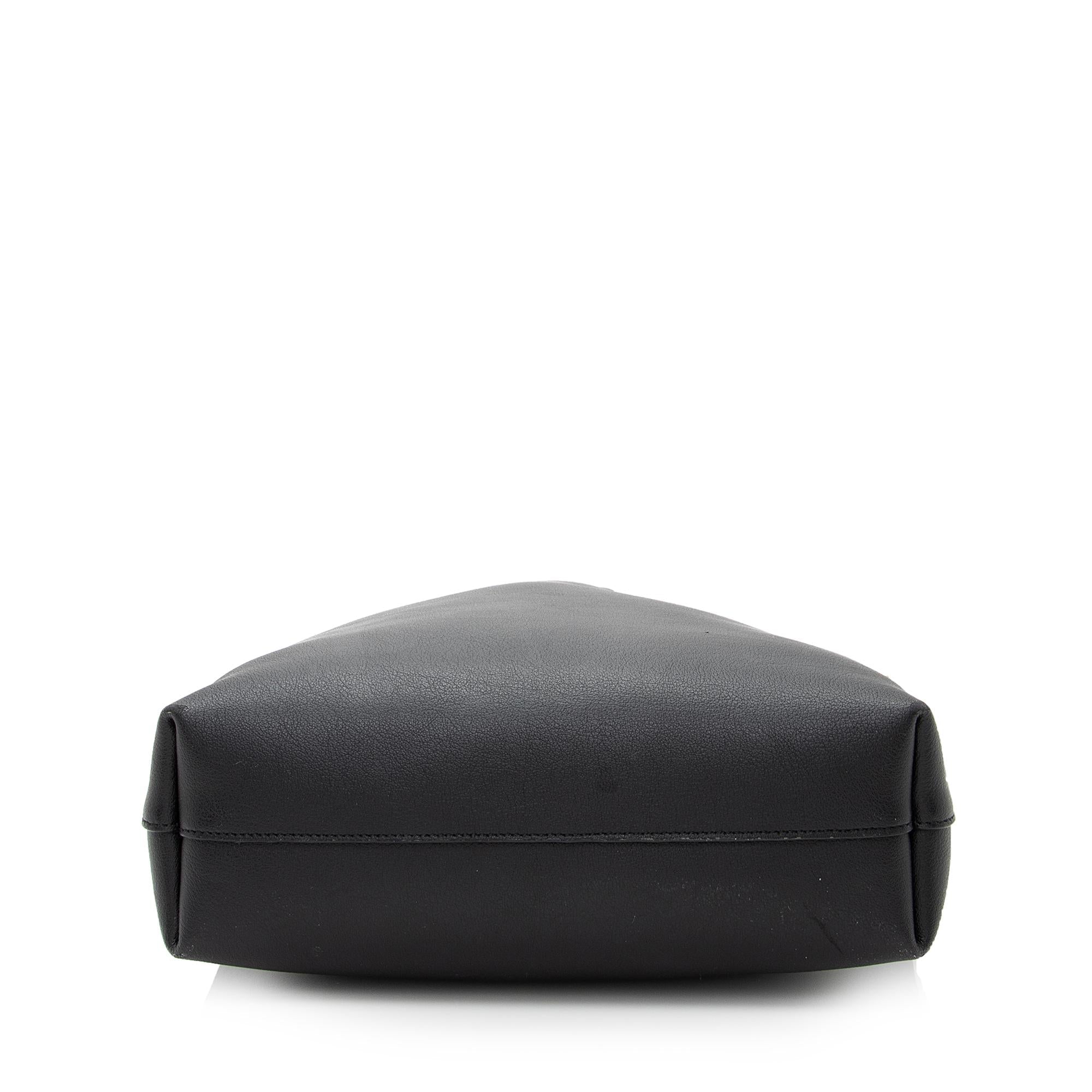 Saint Laurent Calfskin Toy Shopping Tote (SHF-22645)