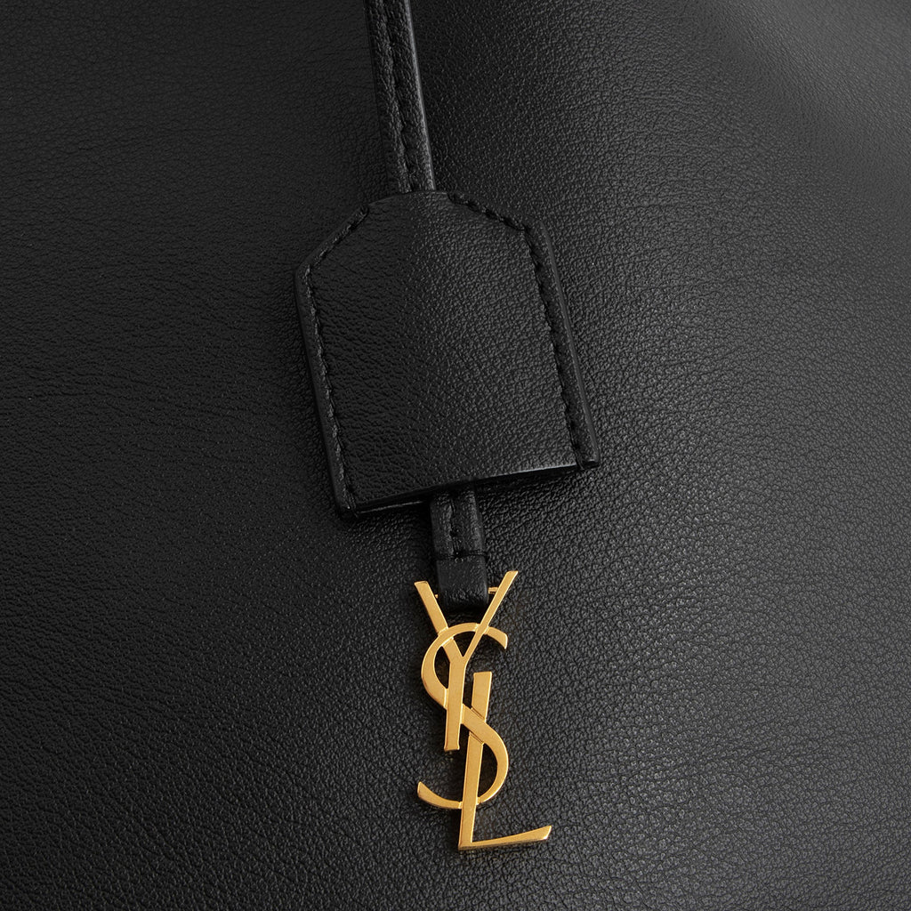 Saint Laurent Calfskin Toy Shopping Tote (SHF-Txsnak)
