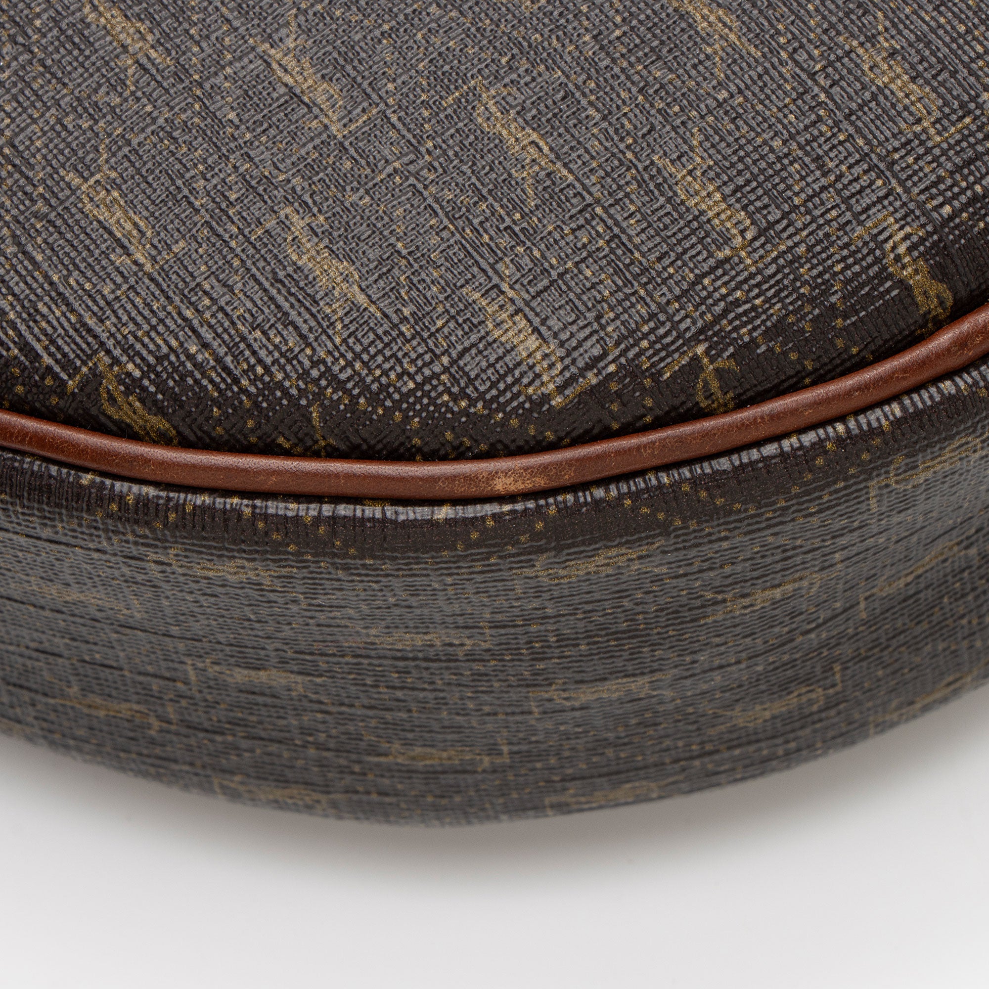 Saint Laurent Le Monogram Canvas Calfskin Sac Coeur Crossbody (SHF-IzwoNK)