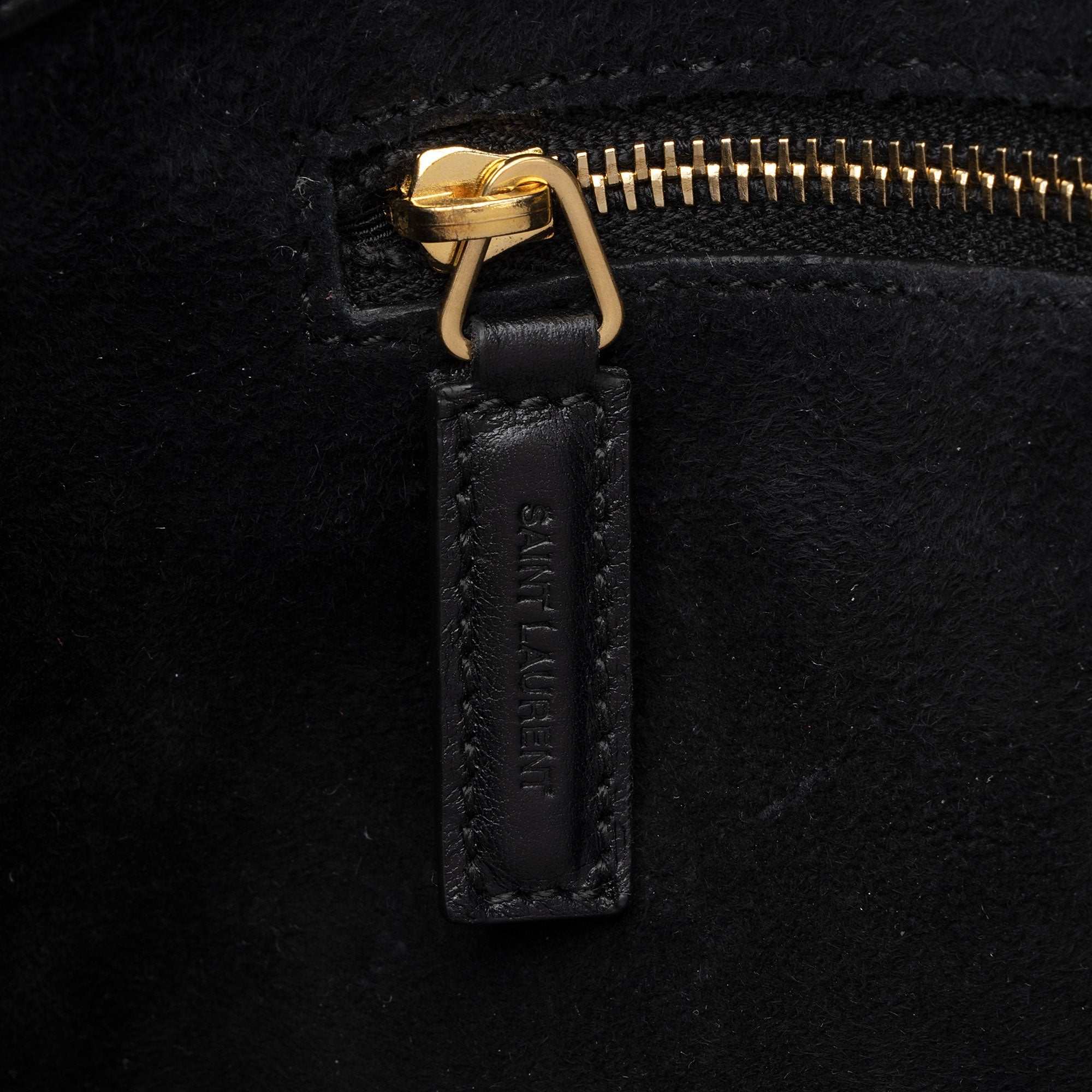 Saint Laurent Classic Calfskin Large Sac De Jour Tote (SHF-bynEkD)