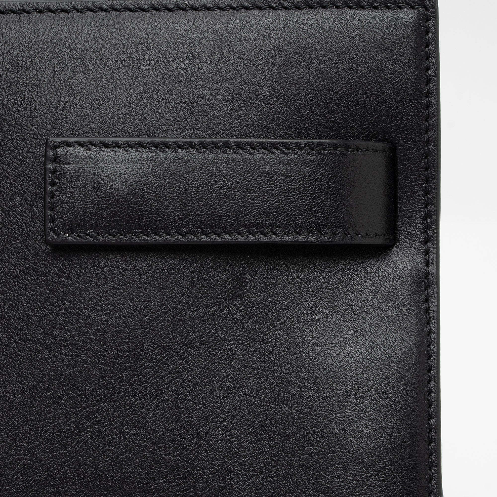 Saint Laurent Classic Calfskin Large Sac De Jour Tote (SHF-bynEkD)
