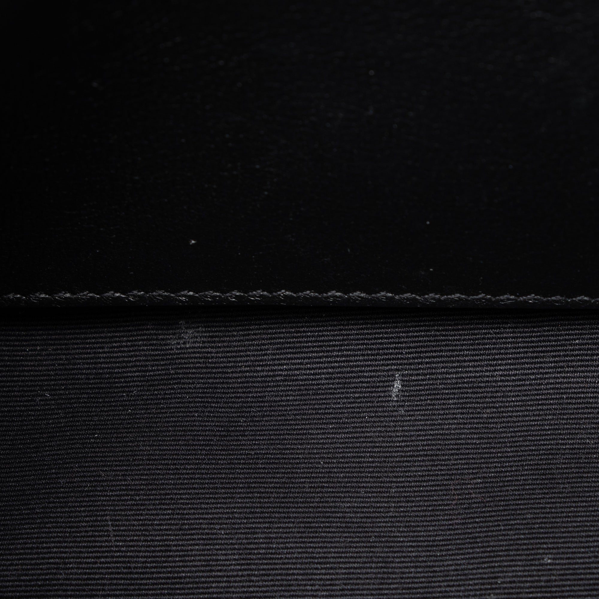 Saint Laurent Crinkled Calfskin Monogram Niki Baby Shoulder Bag (SHF-6jT1UC)
