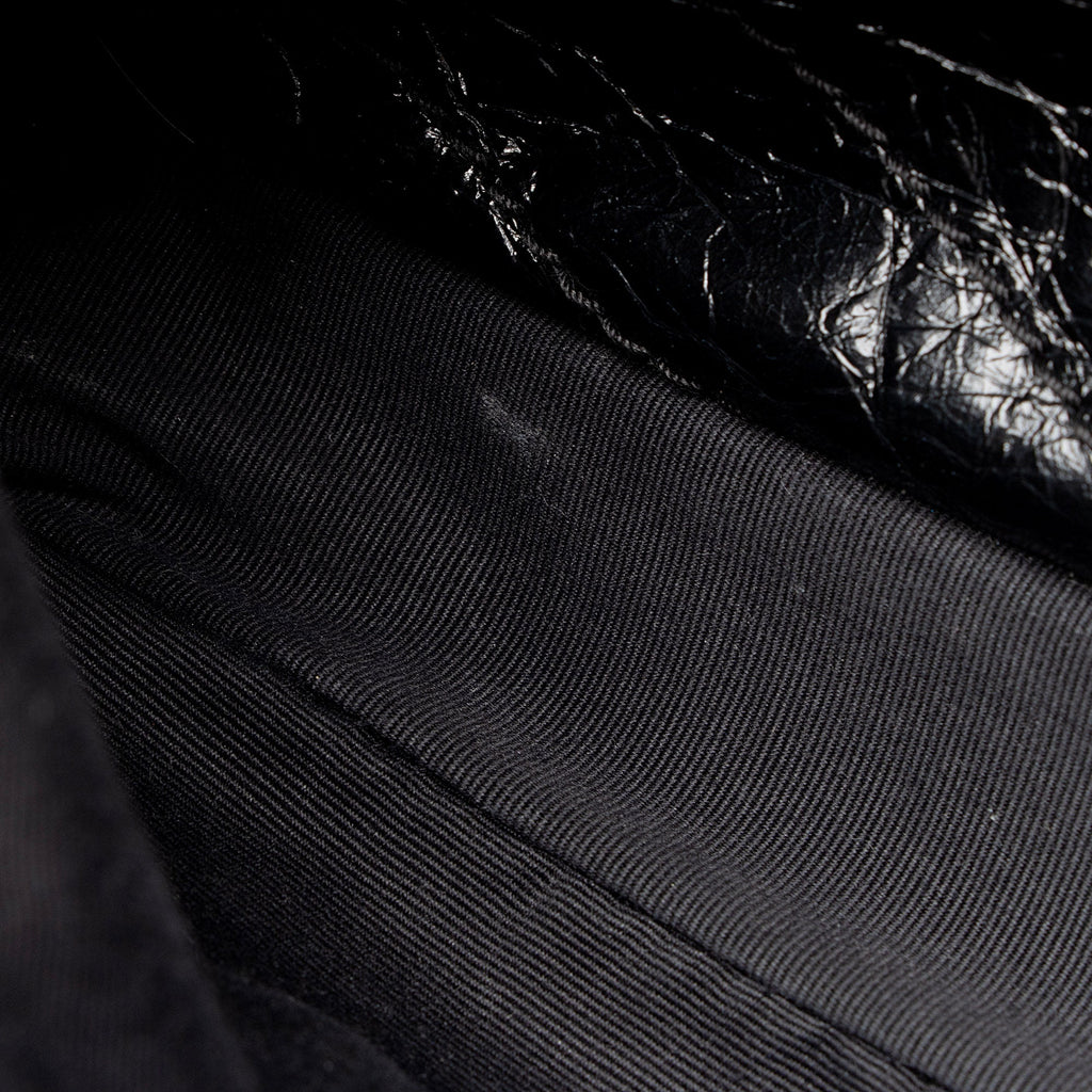 Saint Laurent Crinkled Calfskin Monogram Niki Large Shoulder Bag (SHF-0VXkR6)