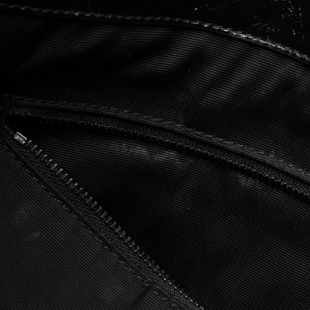 Saint Laurent Crinkled Calfskin Monogram Niki Medium Shopping Tote (SHF-HoUdcp)