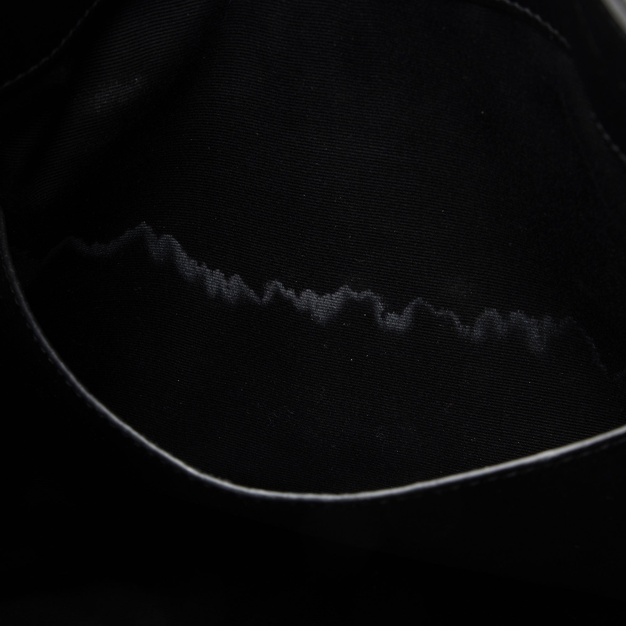 Saint Laurent Crinkled Calfskin Monogram Niki Medium Shopping Tote (SHF-HoUdcp)
