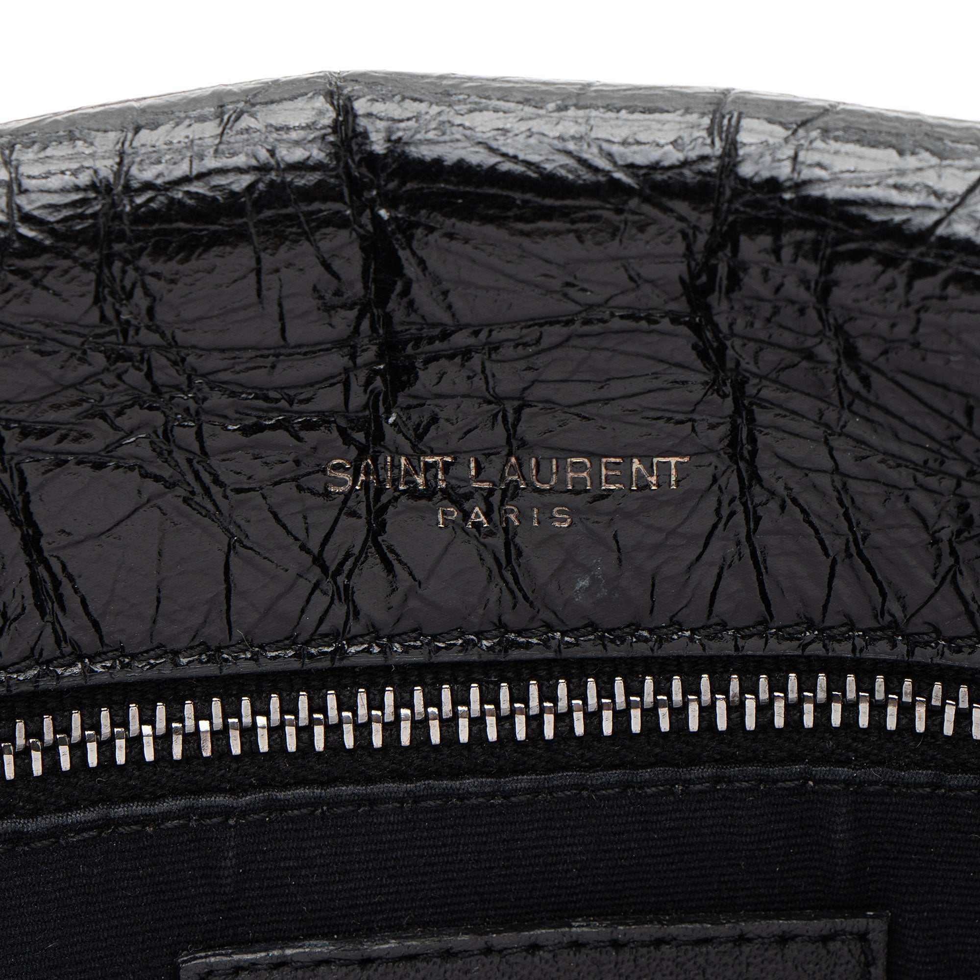 Saint Laurent Crinkled Calfskin Monogram Niki Medium Shoulder Bag (SHF-GOzKUg)