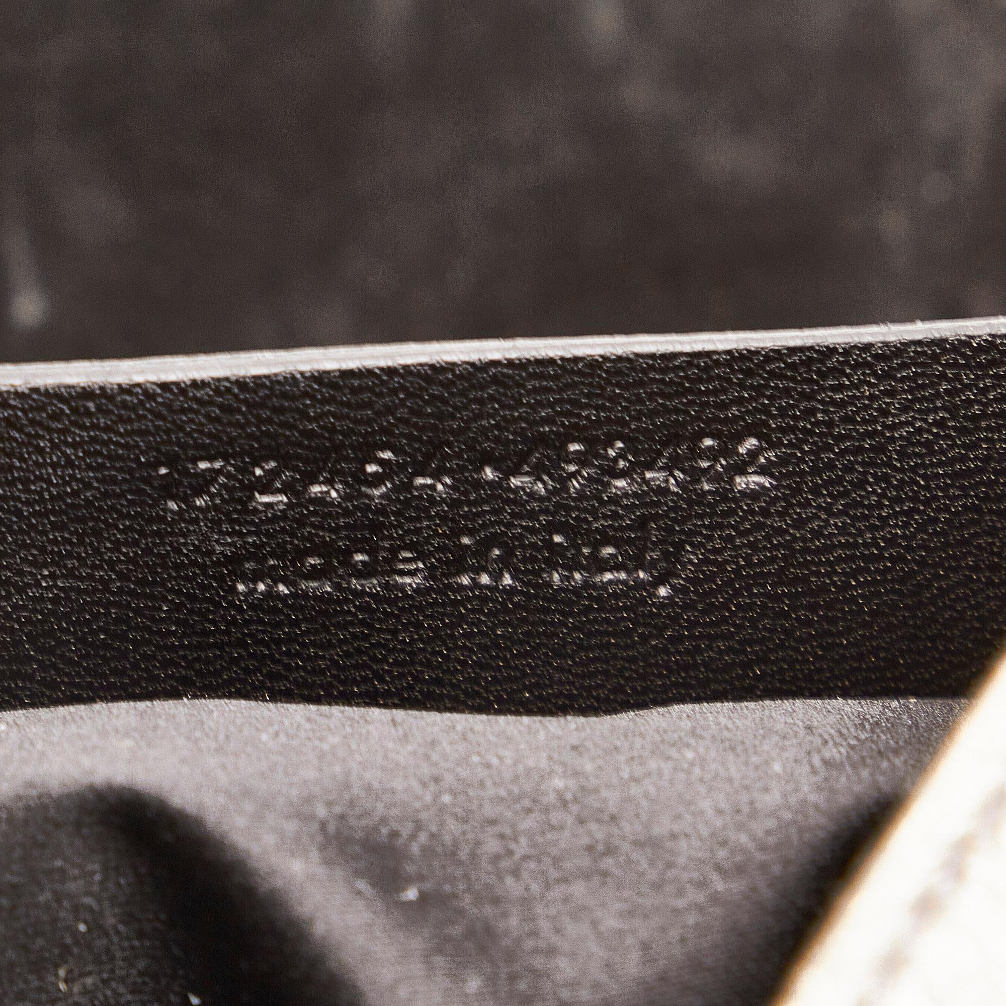 Saint Laurent Downtown Patent Leather Handbag (SHG-27230)