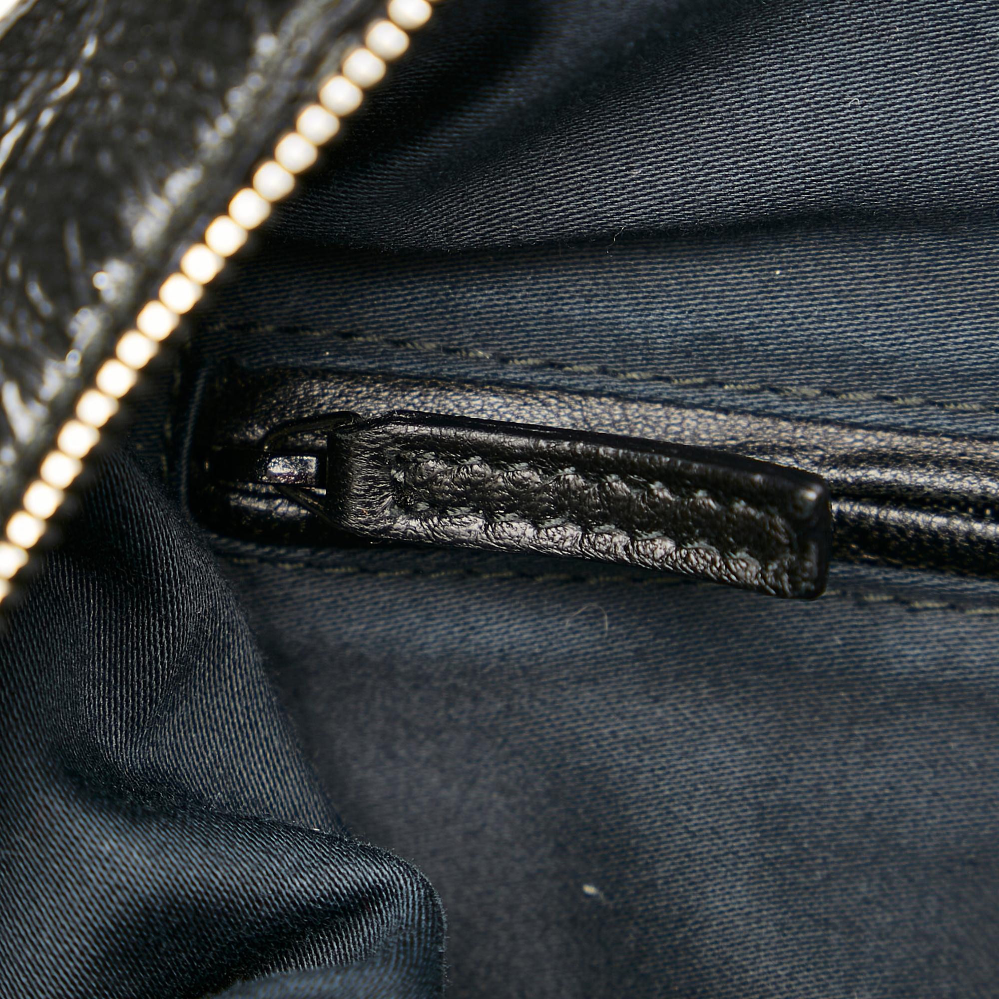 Saint Laurent Easy Patent Leather Handbag (SHG-25054)