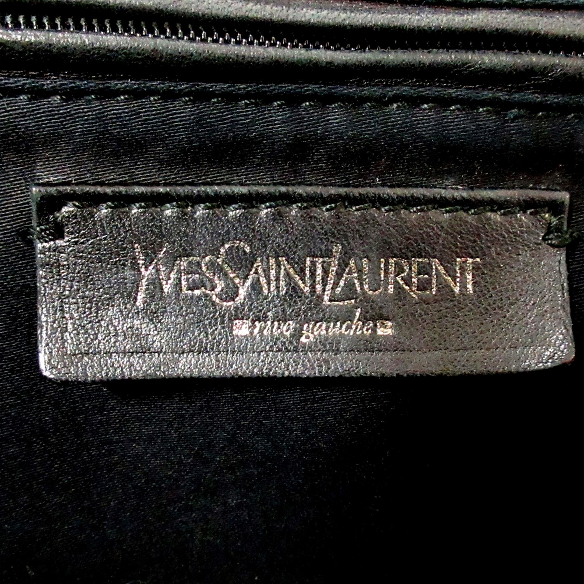 Saint Laurent Easy Y Patent Leather Tote Bag (SHG-33497)