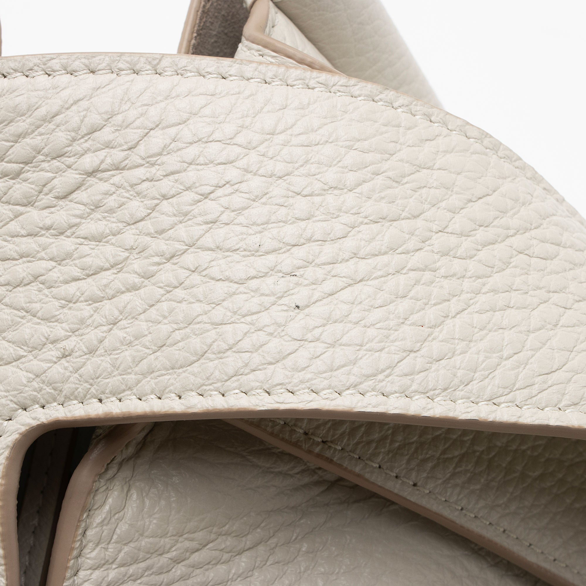 Saint Laurent Grained Calfskin Monogram Le 5 A 7 Bea Shoulder Bag