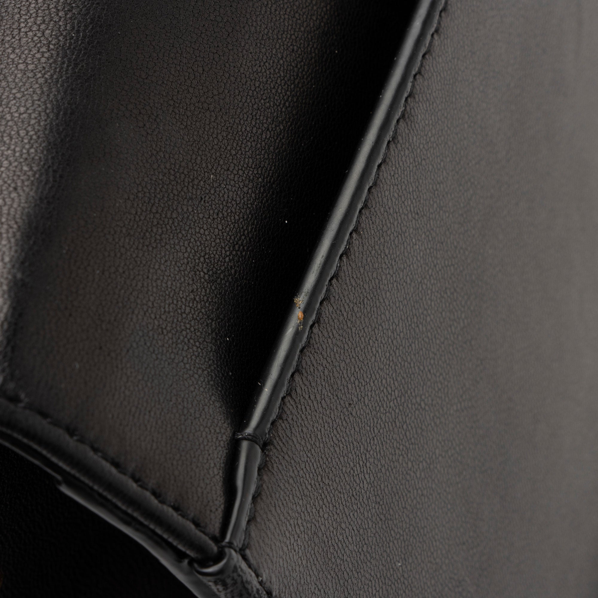 Saint Laurent Lambskin Monogram Gaby Chain Envelope Bag (SHF-KQUxzQ)