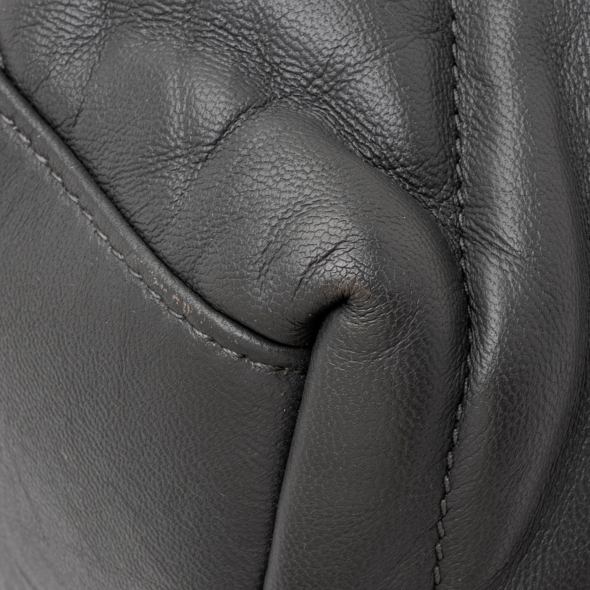 Saint Laurent Lambskin Monogram Puffer LouLou Medium Shoulder Bag (SHF-RIYiYF)
