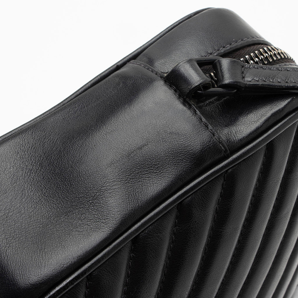 Saint Laurent Matelasse Calfskin Matte Black Monogram Lou Camera Bag (SHF-PIyVqF)