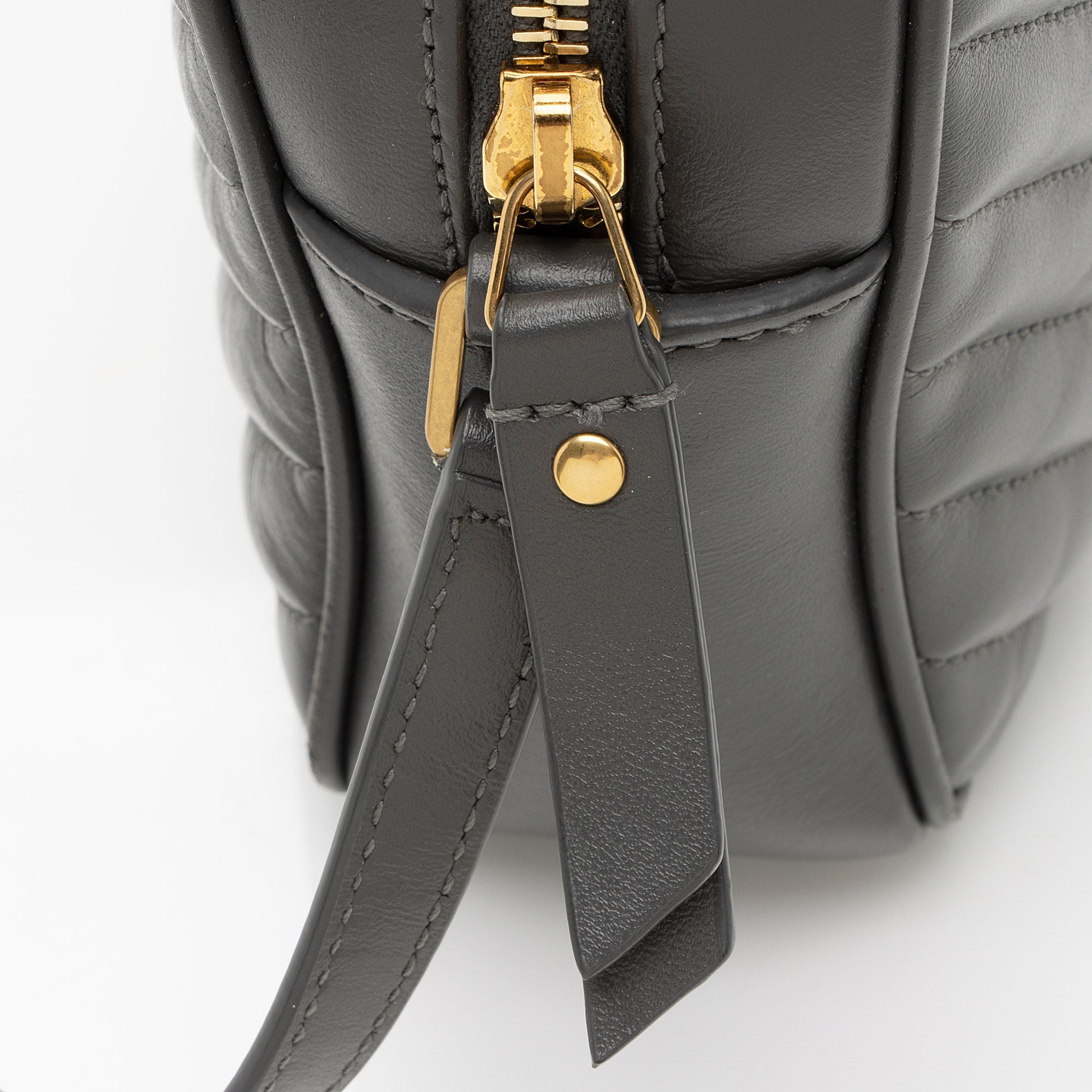 Saint Laurent Matelasse Calfskin Monogram Lou Camera Bag (SHF-Dlf8kG)
