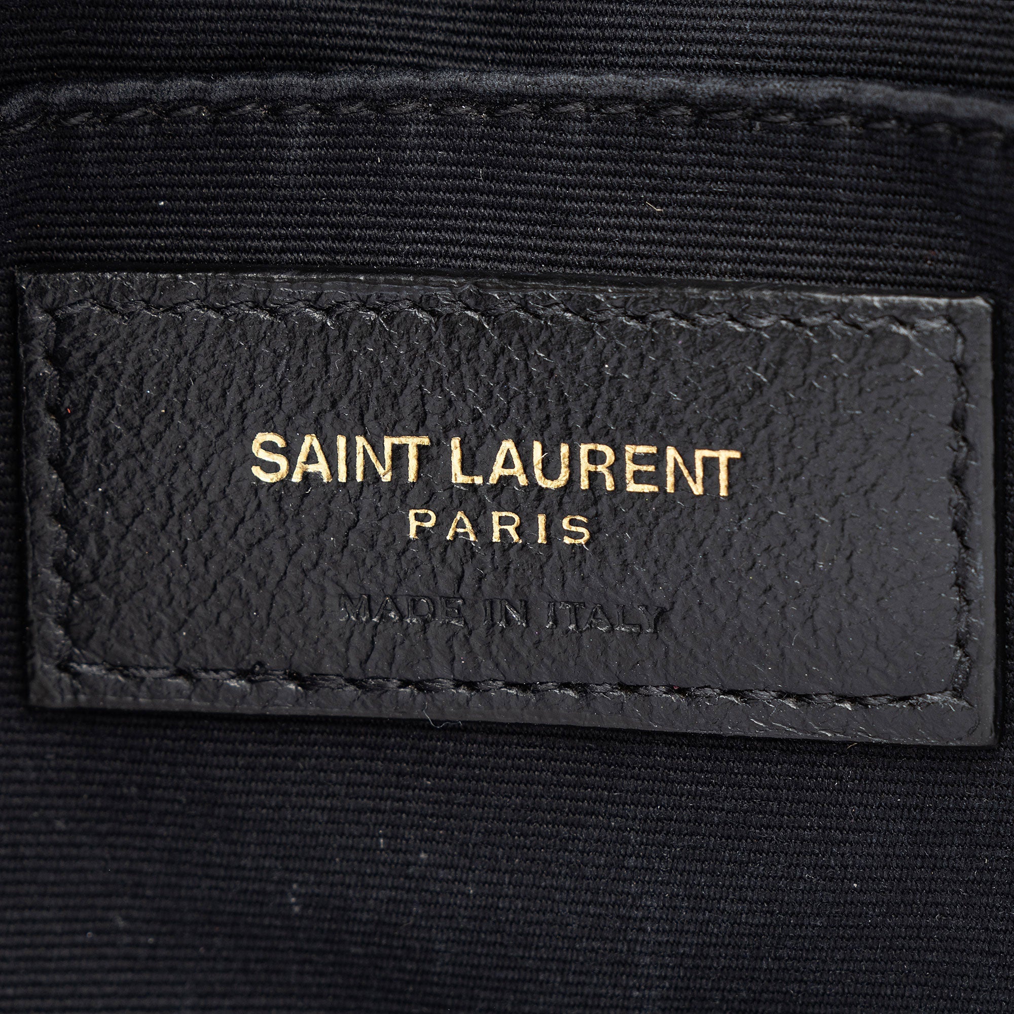 Saint Laurent Matelasse Calfskin Monogram Lou Camera Bag (SHF-5REUgE)