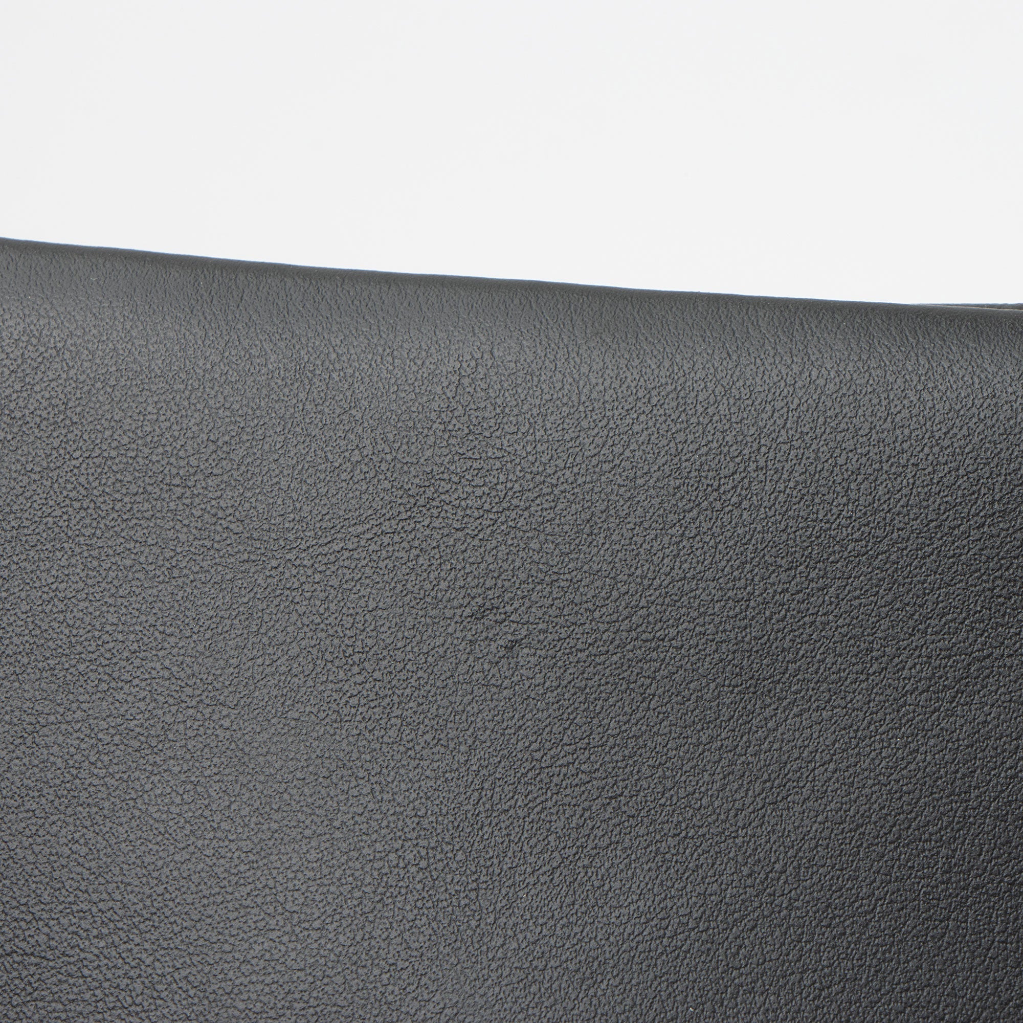Saint Laurent Matelasse Calfskin Monogram LouLou Chain Medium Shoulder Bag (SHF-W4gfSq)