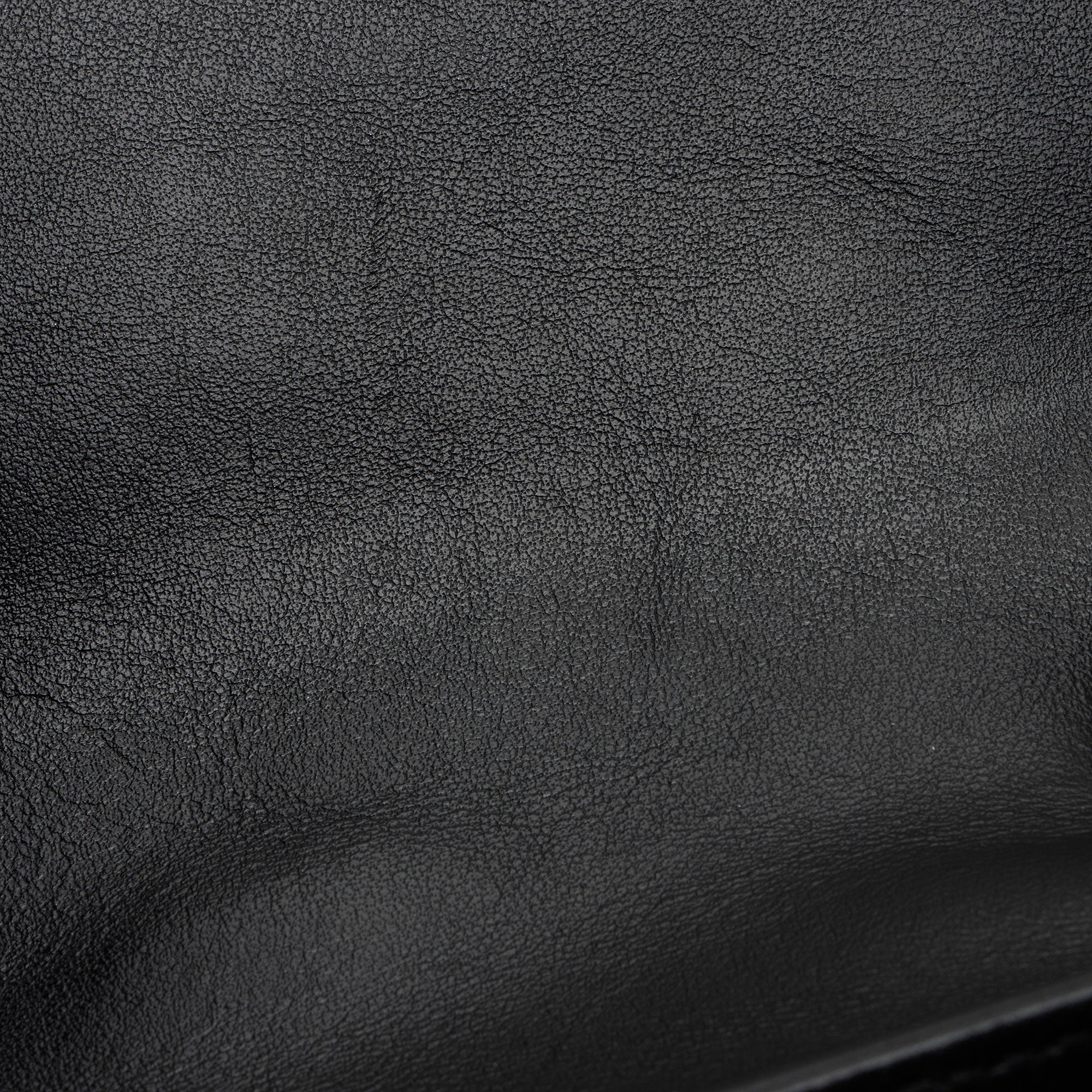 Saint Laurent Matelasse Calfskin Monogram LouLou Chain Small Crossbody (SHF-Q3tPOo)