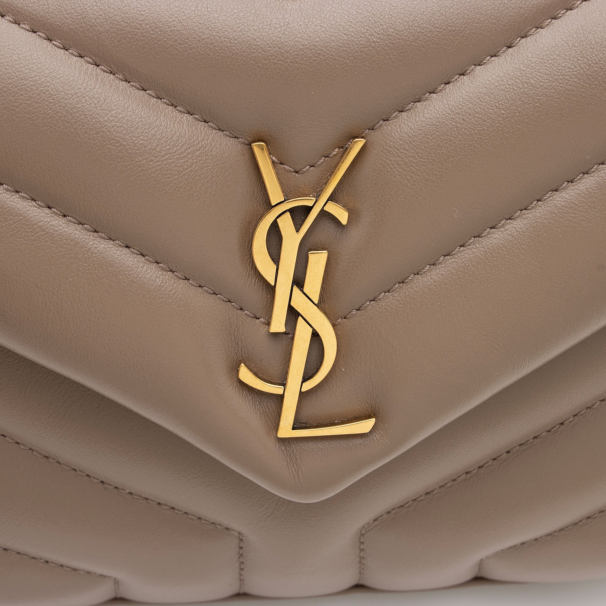 Saint Laurent Matelasse Calfskin Monogram LouLou Toy Crossbody Bag (SHF-IxNLUP)