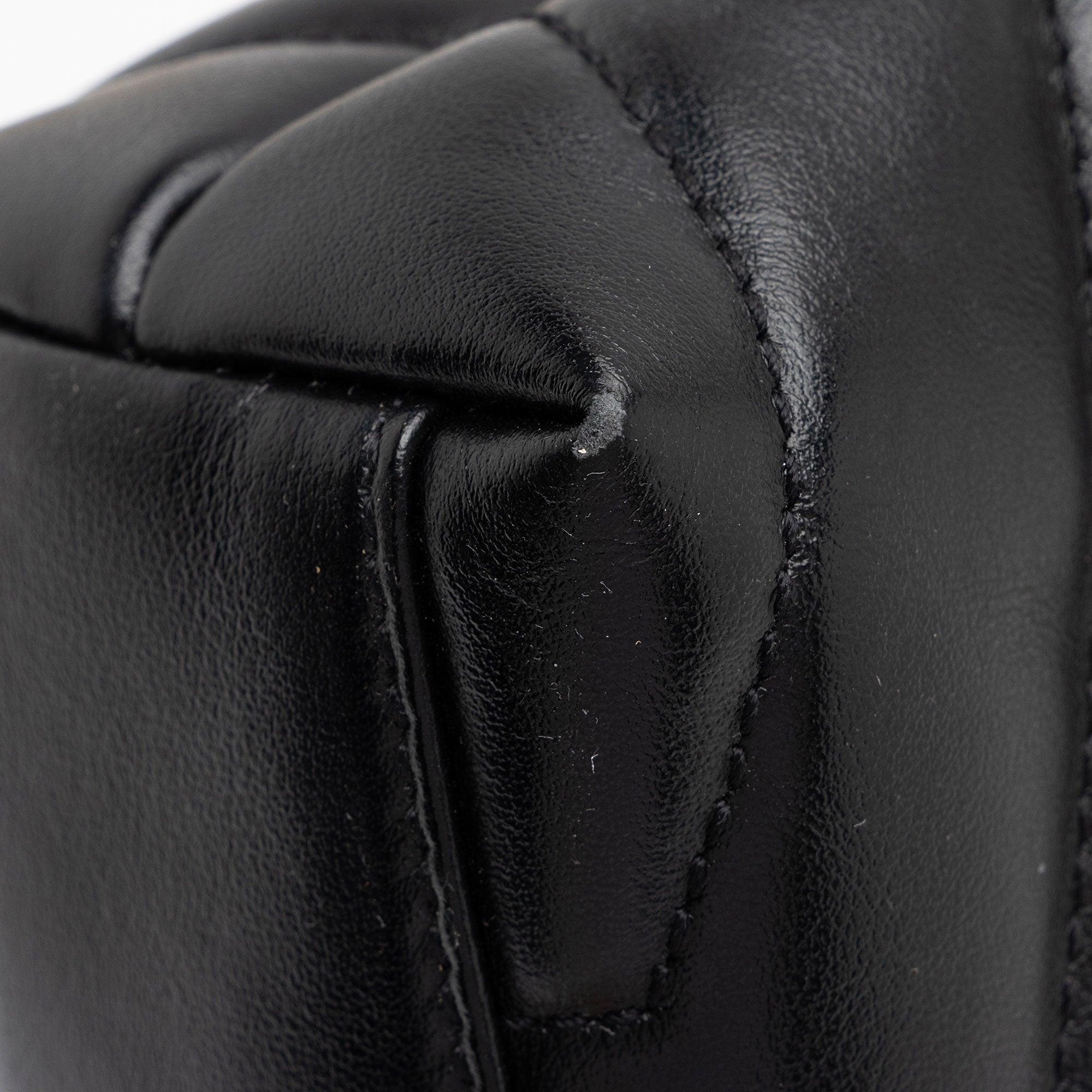Saint Laurent Matelasse Calfskin Monogram LouLou Toy Crossbody (SHF-mABiaH)