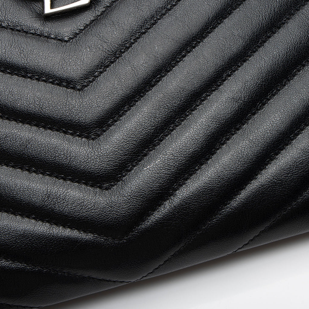 Saint Laurent Matelasse Calfskin Monogram Small Wristlet (SHF-6zoV5w)