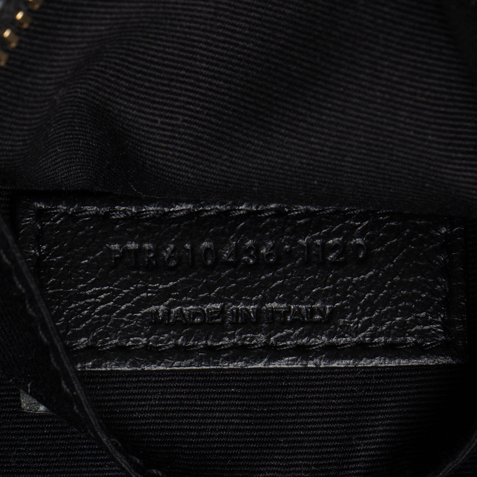Saint Laurent Matelasse Grain de Poudre Monogram Vinyle Round Camera Bag