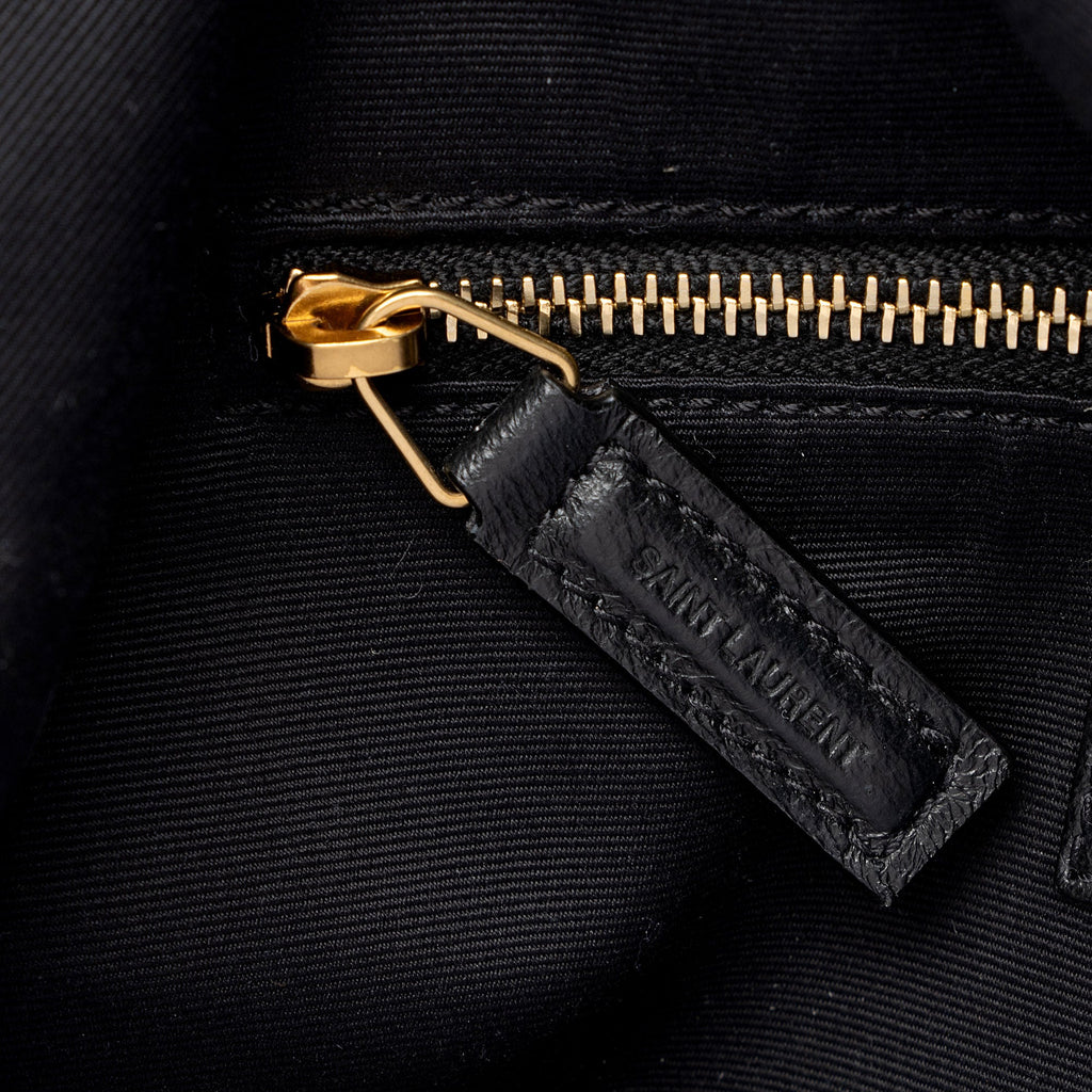 Saint Laurent Matelasse Lambskin Monogram Joe Backpack (SHF-C9THXn)