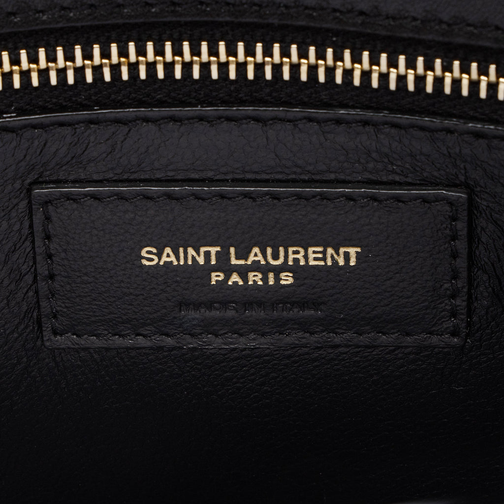 Saint Laurent Patent Leather Monogram Cassandra Medium Chain Bag (SHF-23413)