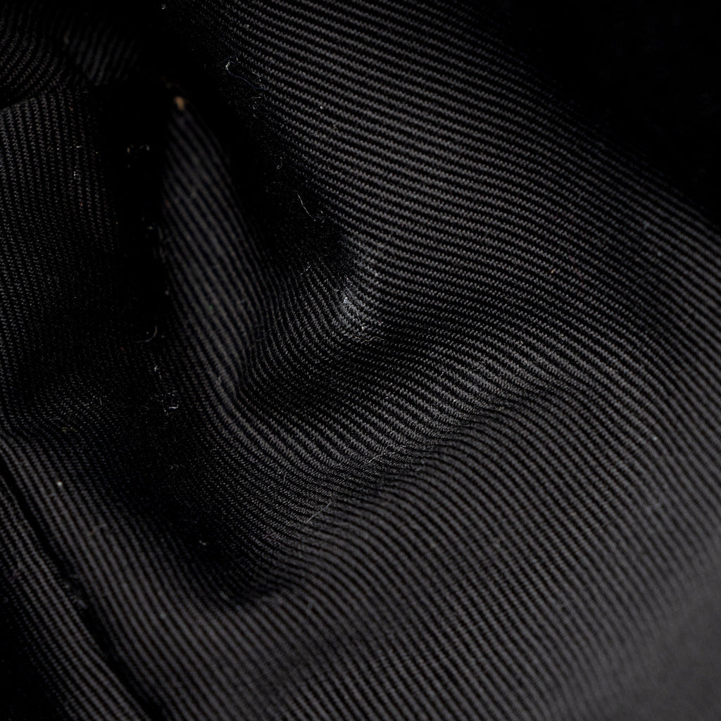 Saint Laurent Quilted Lambskin Pouch (SHF-wmqUwV)