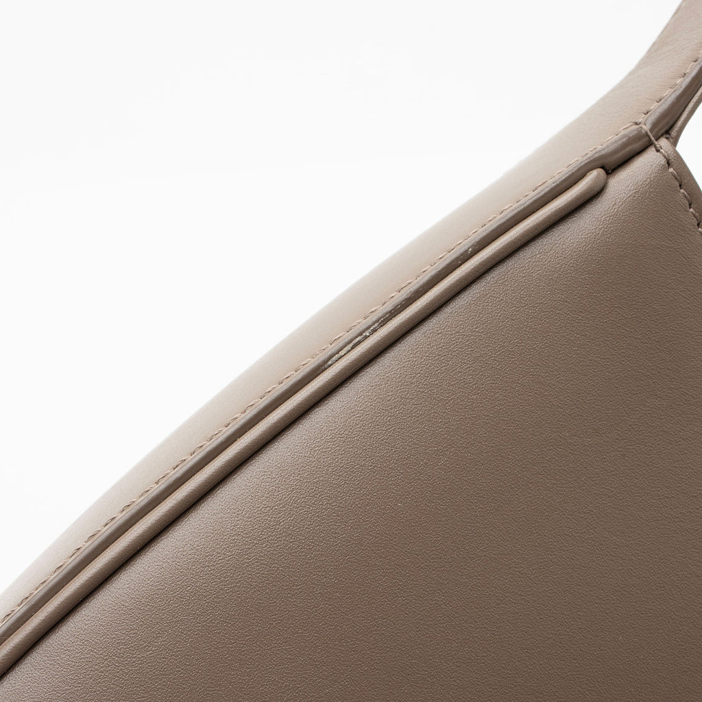 Saint Laurent Smooth Calfskin Monogram Le 5 A 7 Hobo