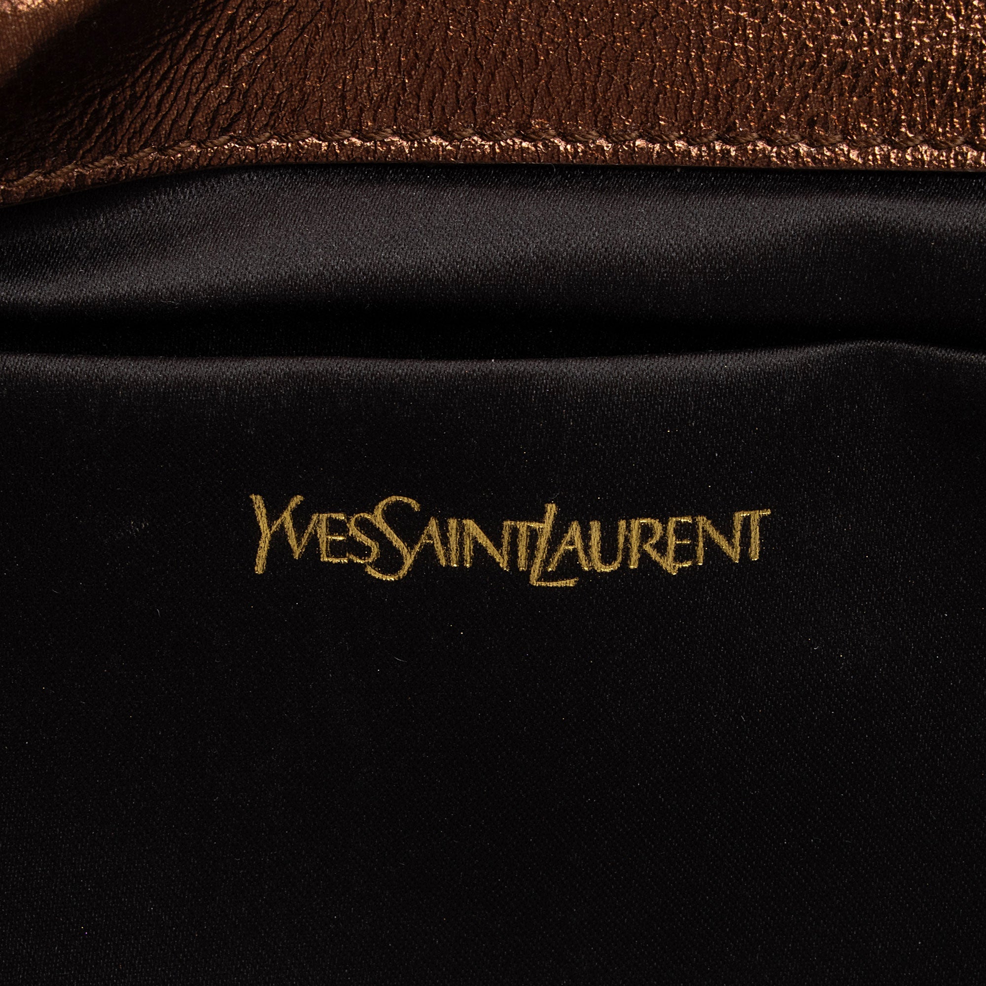 Saint Laurent Vintage Metallic Calfskin Monogram Belle de Jour Clutch (SHF-VMKI8c)