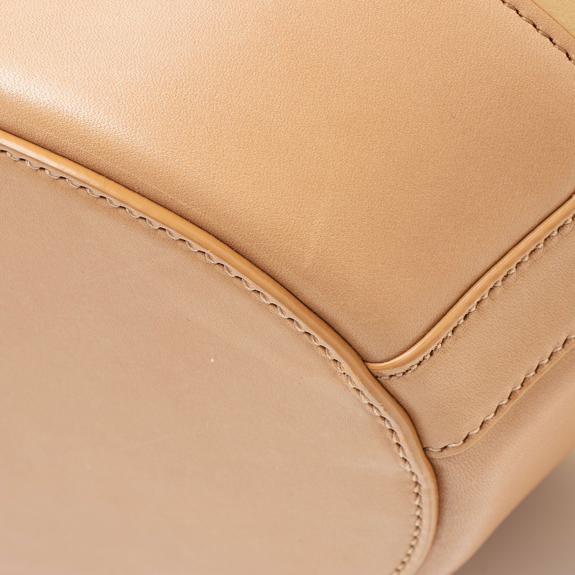 Saint Laurent Vinyl Calfskin Panier Medium Tote