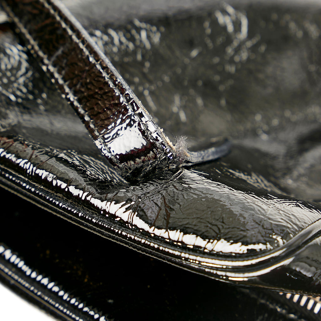 Saint Laurent Y Mail Patent Leather Handbag (SHG-25706)