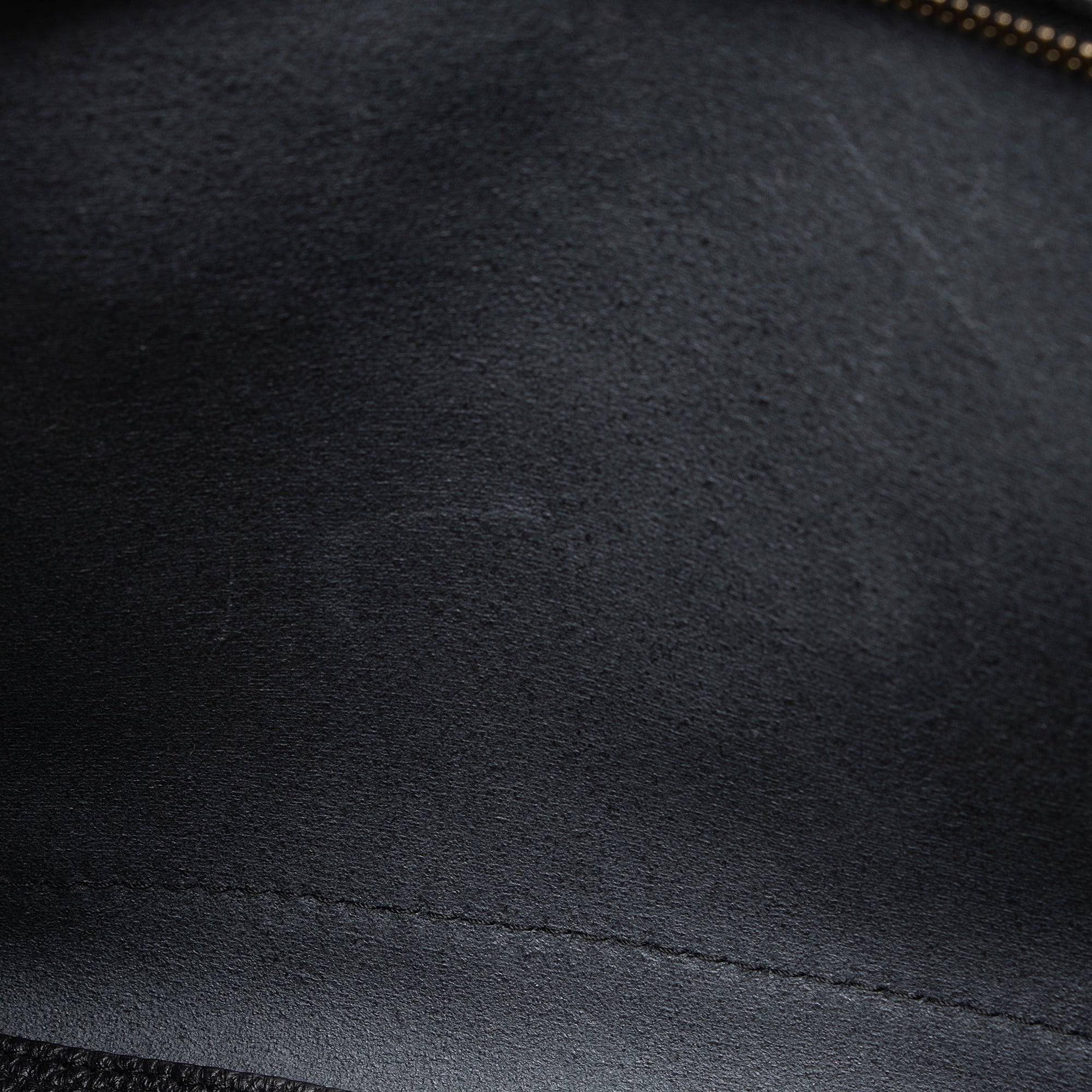 Salvatore Ferragamo Calfskin Amy Mini Tote (SHF-22524)