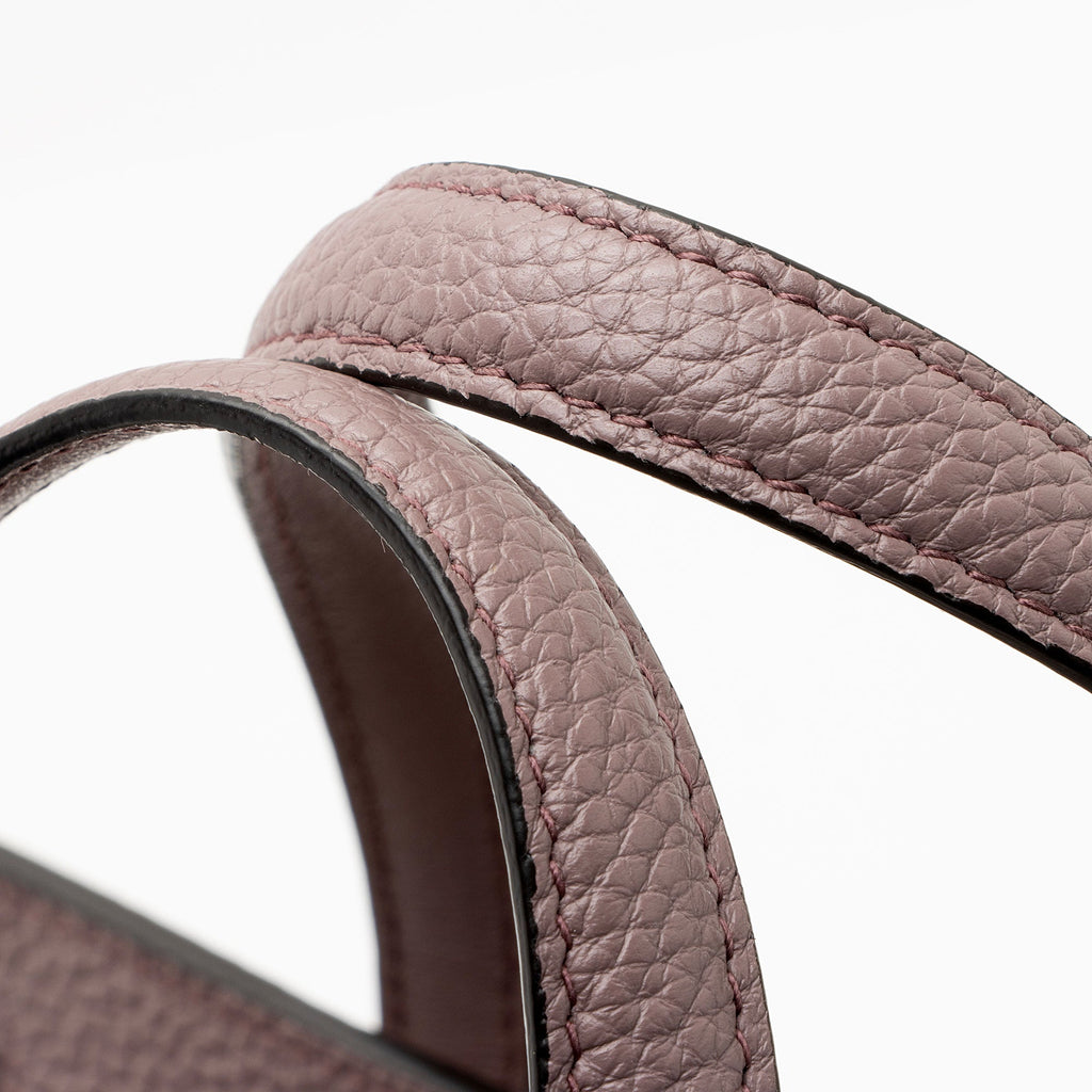 Salvatore Ferragamo Calfskin Amy Mini Tote (SHF-Hzm7kO)