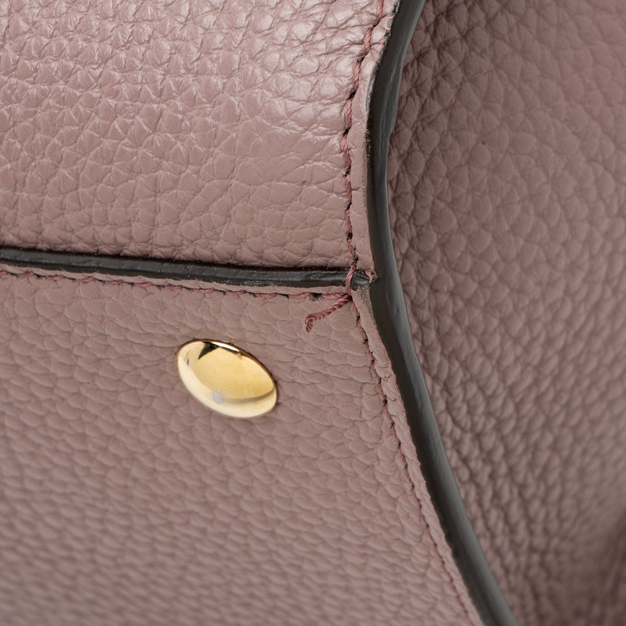 Salvatore Ferragamo Calfskin Amy Mini Tote (SHF-Hzm7kO)
