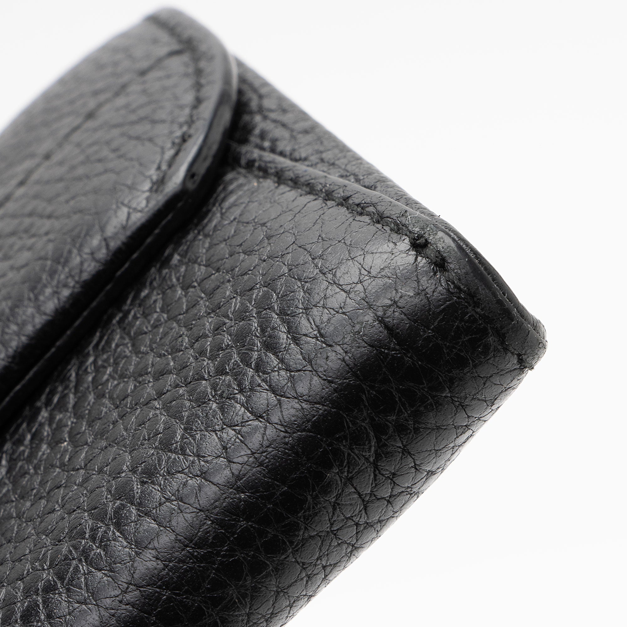 Salvatore Ferragamo Calfskin Gancini Continental Wallet (SHF-raZTbM)