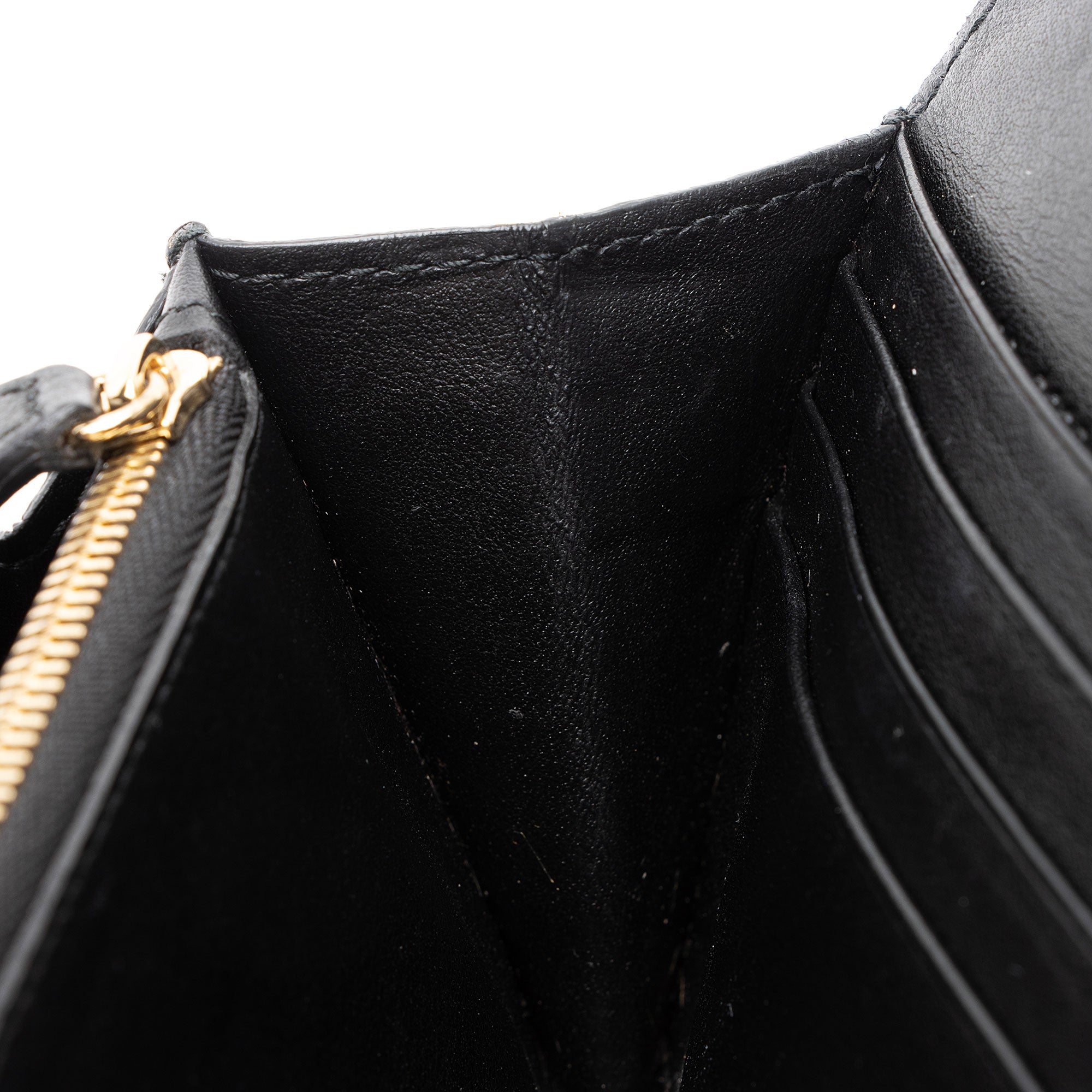 Salvatore Ferragamo Calfskin Gancini Continental Wallet (SHF-raZTbM)