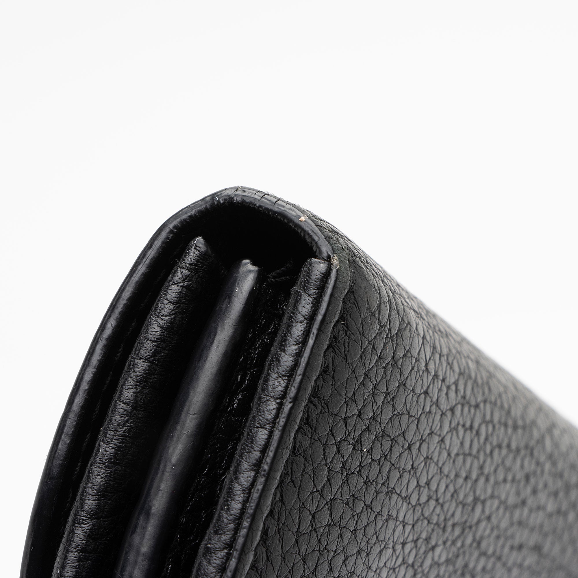 Salvatore Ferragamo Calfskin Gancini Continental Wallet (SHF-raZTbM)