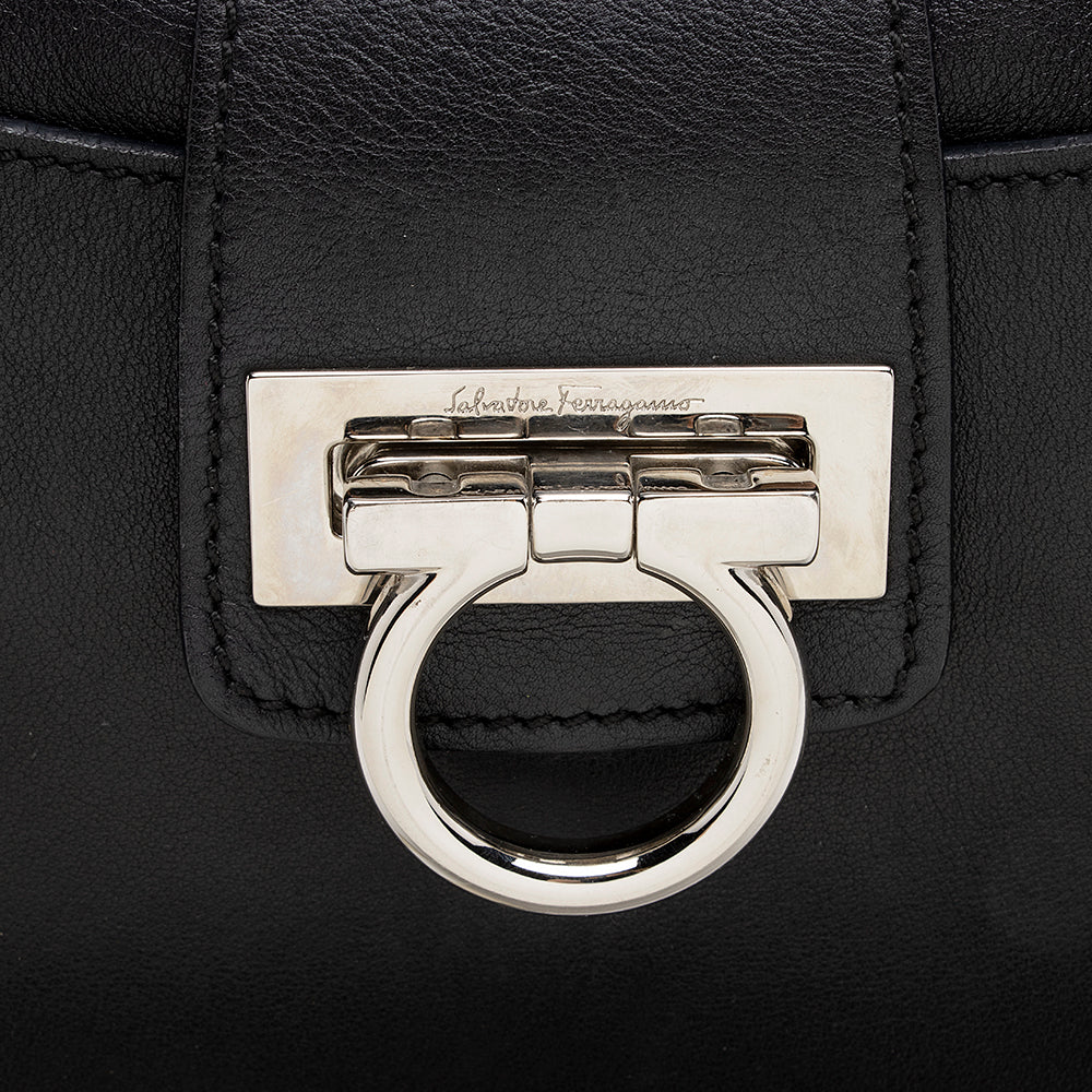 Salvatore Ferragamo Calfskin Gancini Shoulder Bag (SHF-22067)