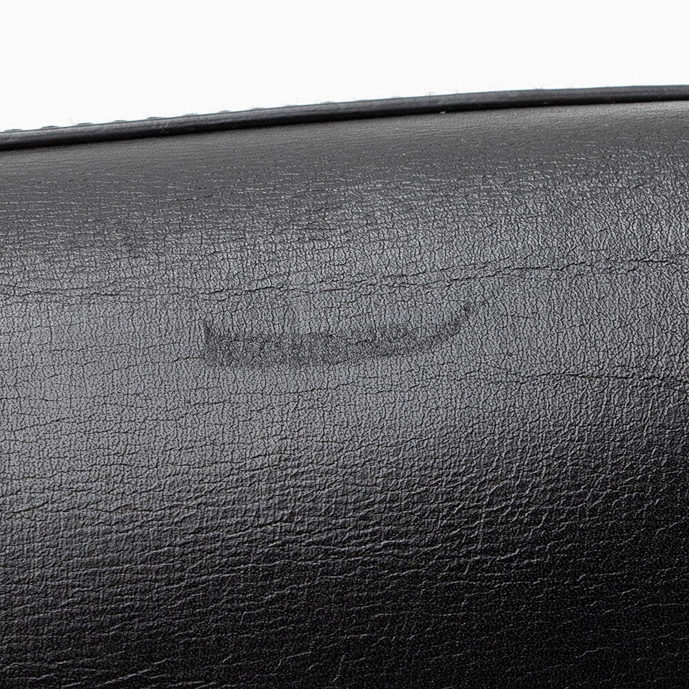 Salvatore Ferragamo Calfskin Gina Shoulder Bag (SHF-21616)