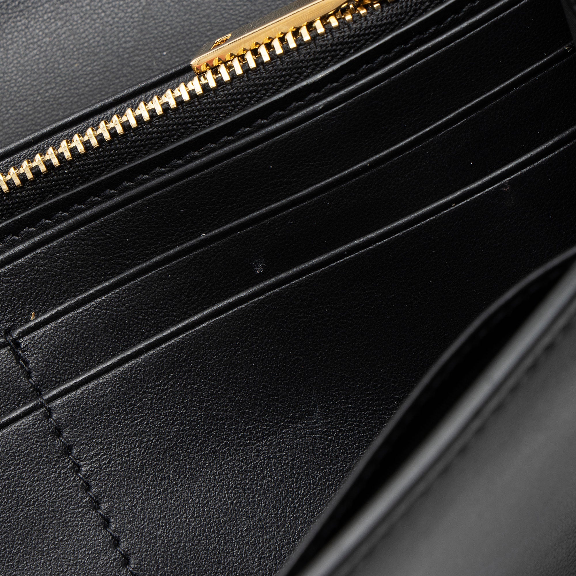 Salvatore Ferragamo Calfskin Hug Wallet on Chain