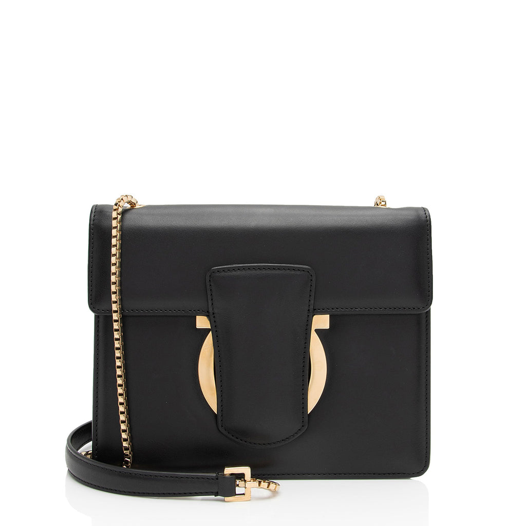Salvatore Ferragamo Calfskin Thalia Shoulder Bag (SHF-0qzu1k)