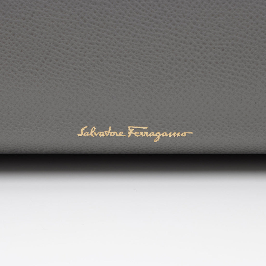 Salvatore Ferragamo Calfskin Today Medium Tote (SHF-9Eklg7)