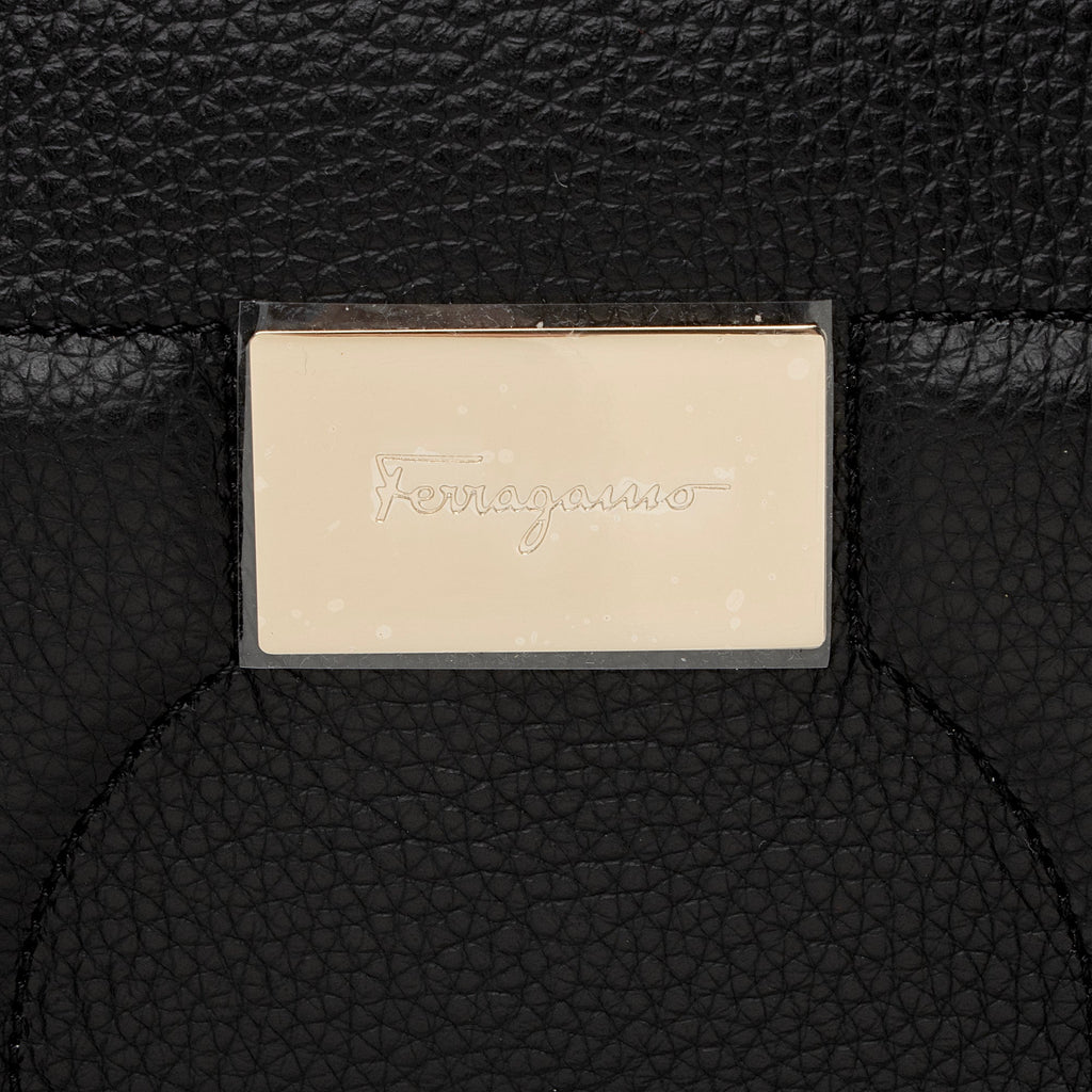 Salvatore Ferragamo Grained Calfskin Gancini Medium Tote (SHF-22745)