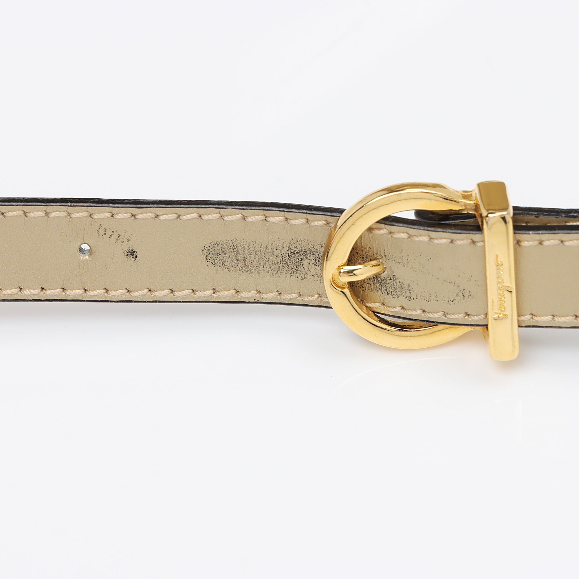 Salvatore Ferragamo Metallic Patent Leather Vara Crossbody Bag (SHF-u2KC7g)