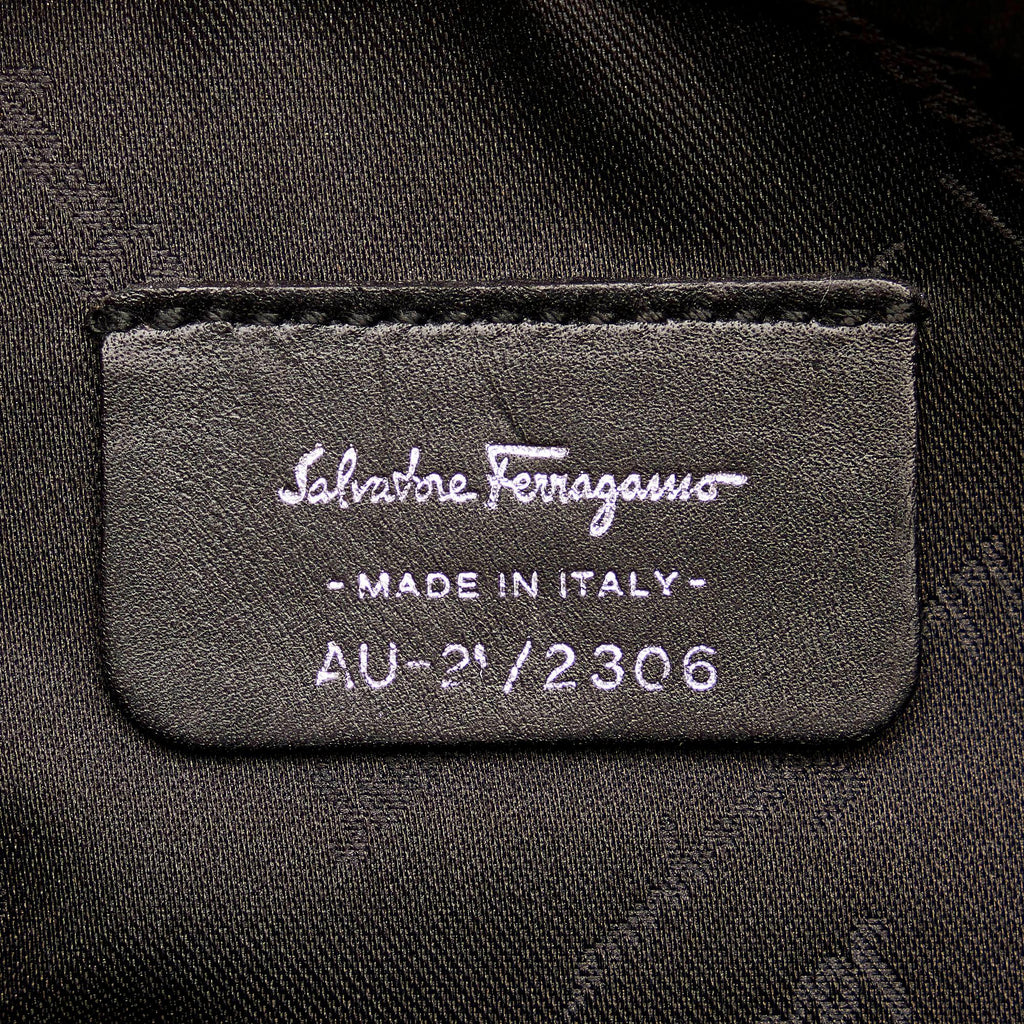 Salvatore Ferragamo Patent Leather Baguette (SHG-37652)