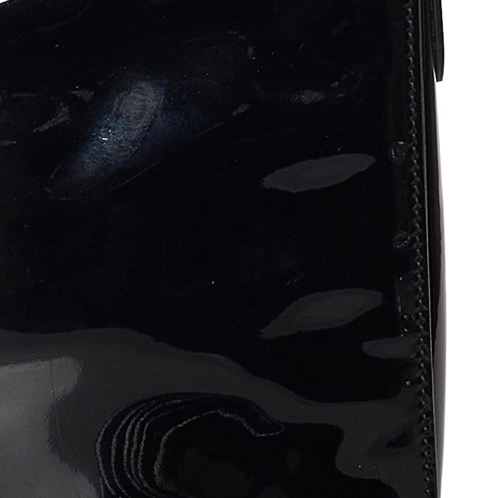 Salvatore Ferragamo Vara Patent Leather Satchel (SHG-31071)