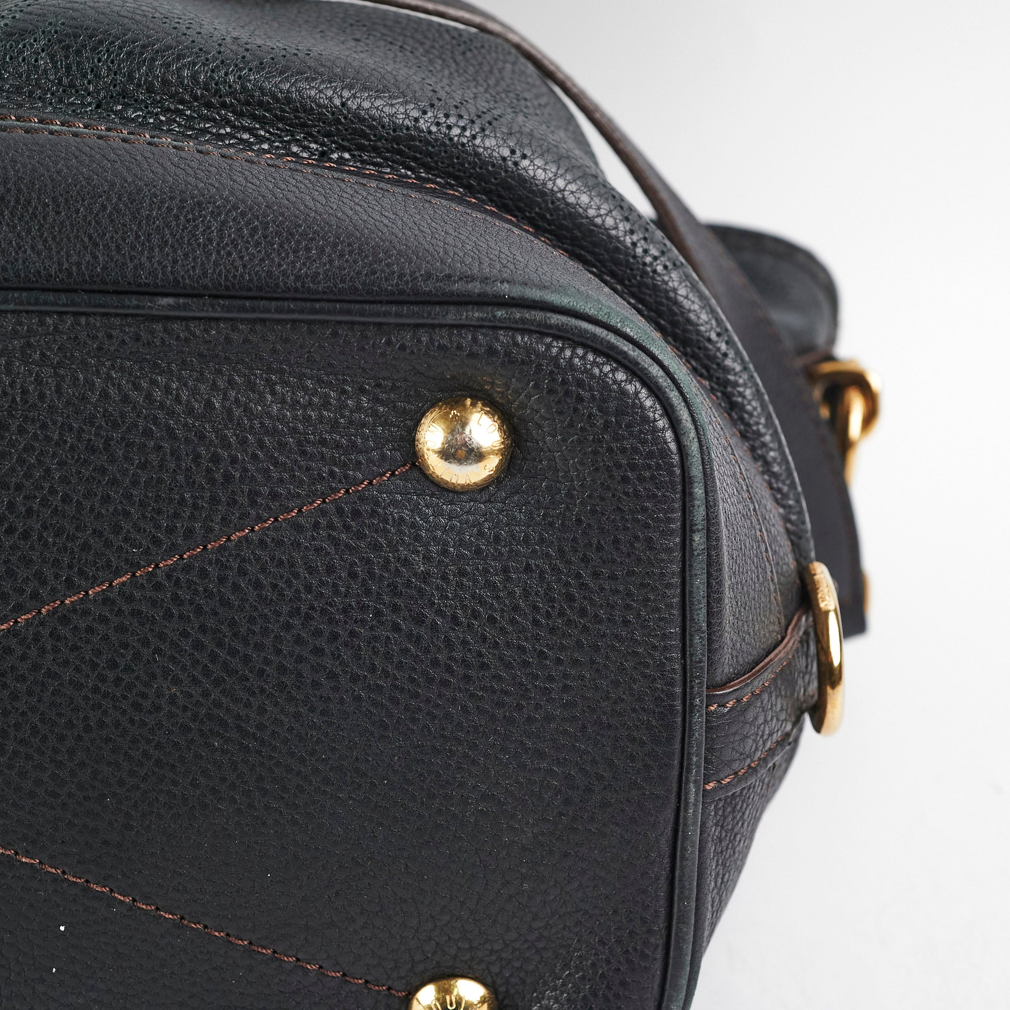 Louis Vuitton Mahina Tote Black